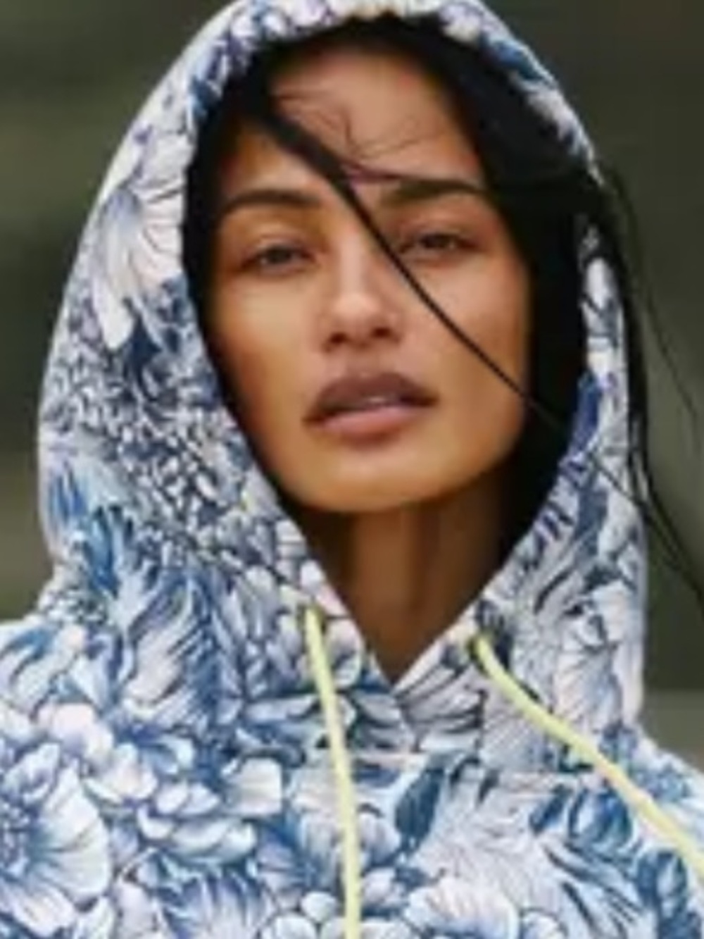Free People Movemnt FINAL CALL PRINTED HOODIE IN WILD SIDE  AVY COMBO XS !!NWT!!